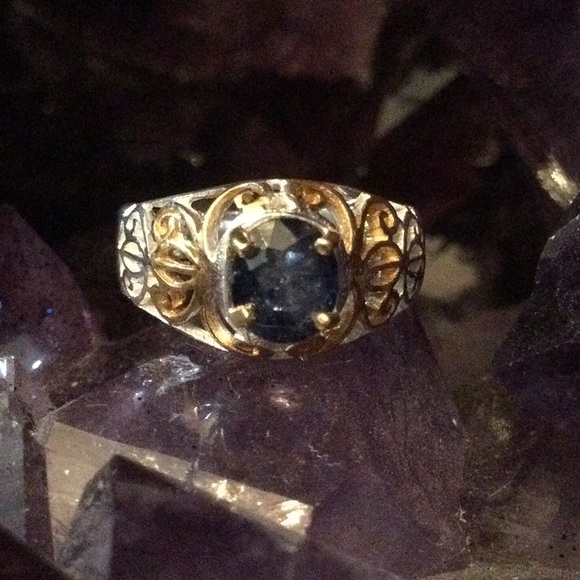 Enchanting Genuine Sapphire Ring - Picture 5 of 10